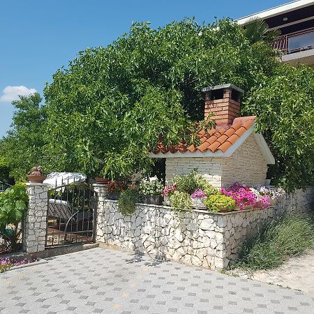 Apartment Adis Šibenik Екстериор снимка